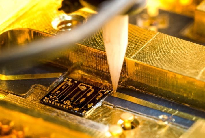 金ワイヤーボンディング:高信頼性LEDパッケージのコアプロセス